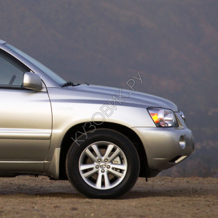 Крыло переднее правое в цвет кузова Toyota HighLander XU20 (2001-2007)